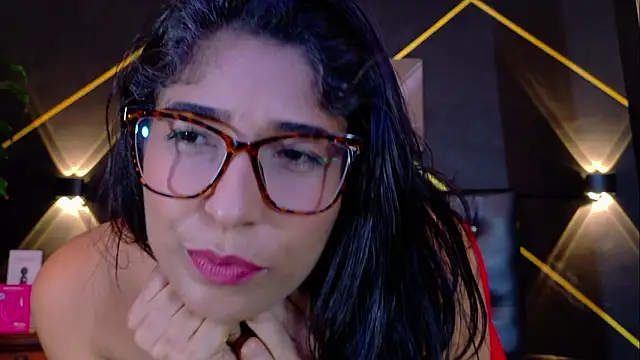 Snapshot of serena_kournikova chatting on 6, 2, 2026 serena kournikova online show from 6, 2, 2026