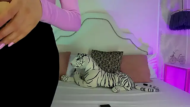 niicole garner online show from 4, 3, 2026