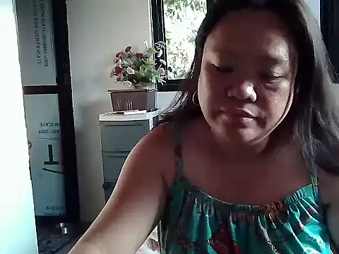 Snapshot of yummychubby29 chatting on 19, 4, 2026 yummychubby29 online show from 19, 4, 2026