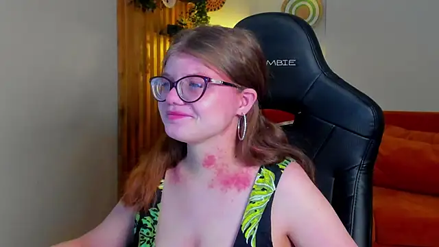 ChloeHalses online show from 14, 4, 2026