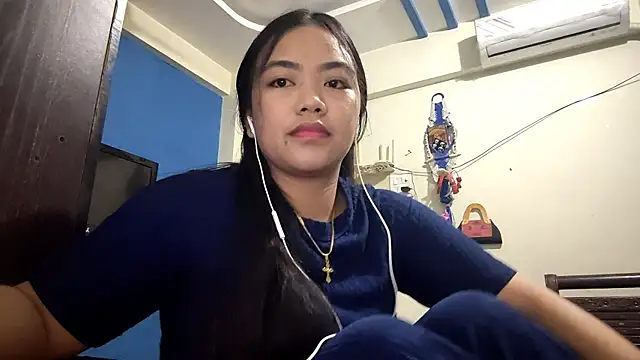 AntoninaDamewood online show from 18, 2, 2026