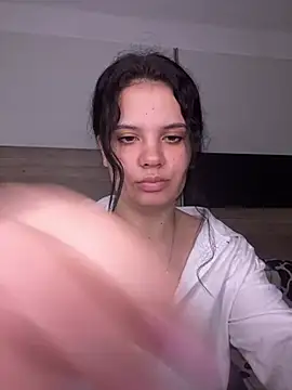 Karolina Velvet online show from 11, 2, 2026