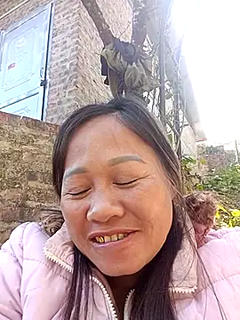 Snapshot of Bigboob_pussyxx chatting on 5, 2, 2026 Bigboob pussyxx online show from 5, 2, 2026