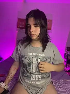 Snapshot of Daniellesins1 chatting on 17, 4, 2026 Daniellesins1 online show from 17, 4, 2026