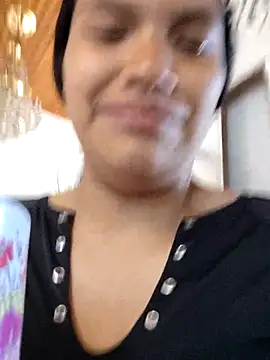 Snapshot of Julieta_Parker chatting on 27, 2, 2026 Julieta Parker online show from 27, 2, 2026