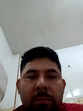 Snapshot of Inxekt chatting on 5, 5, 2026 Inxekt online show from 5, 5, 2026