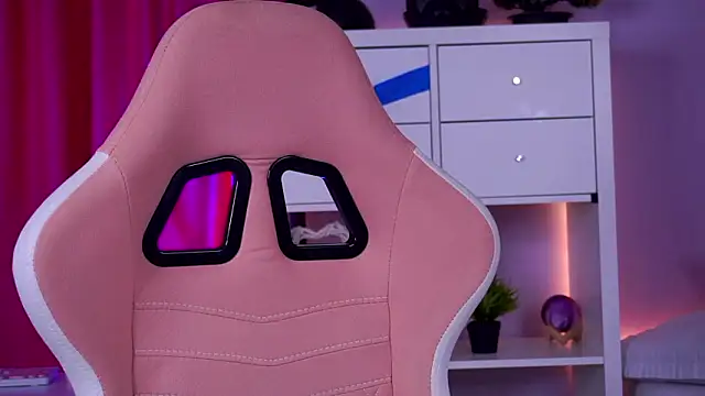 MistyReeds online show from 11, 2, 2026