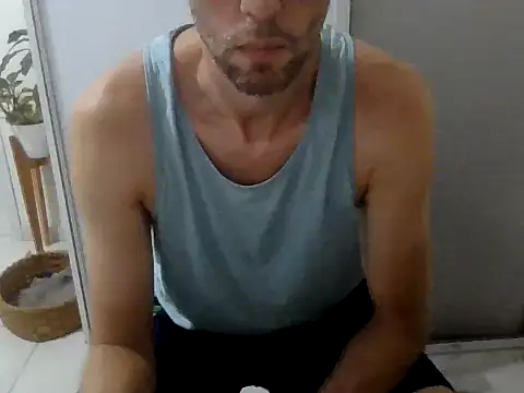 Snapshot of willyhot_hot chatting on 31, 3, 2026 willyhot hot online show from 31, 3, 2026