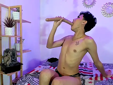 Snover hot2006 online show from 2, 3, 2026