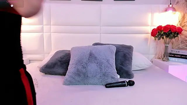 Snapshot of RaquelHyde_ chatting on 27, 5, 2026 RaquelHyde online show from 27, 5, 2026