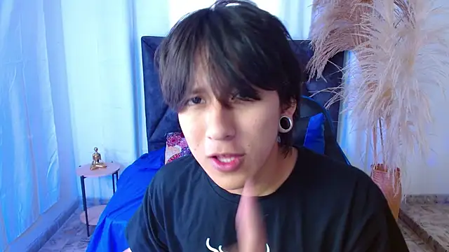 Snapshot of nikoo_18 chatting on 28, 3, 2026 nikoo 18 online show from 28, 3, 2026