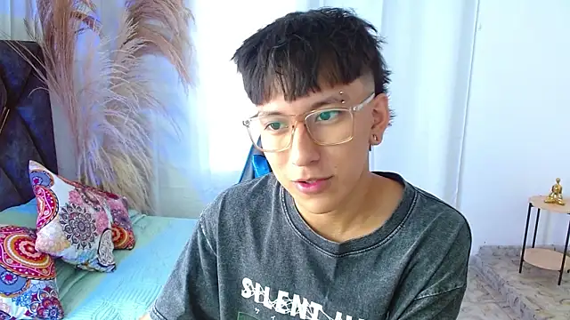 Snapshot of nikoo_18 chatting on 24, 4, 2026 nikoo 18 online show from 24, 4, 2026