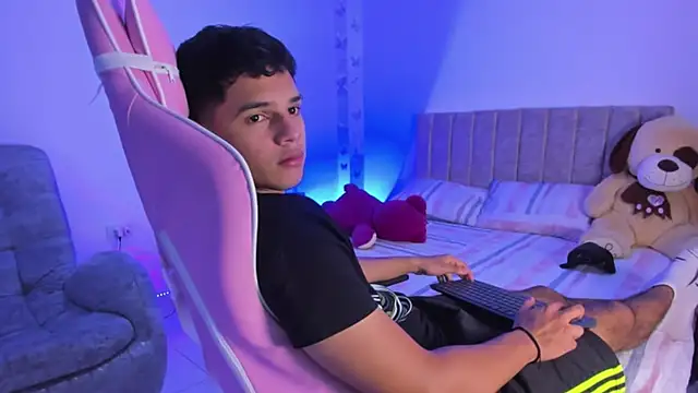 Adrian Prime  online show from 18, 4, 2026