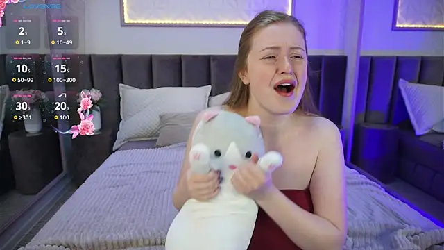 Snapshot of EvelinaBev chatting on 17, 4, 2026 EvelinaBev online show from 17, 4, 2026