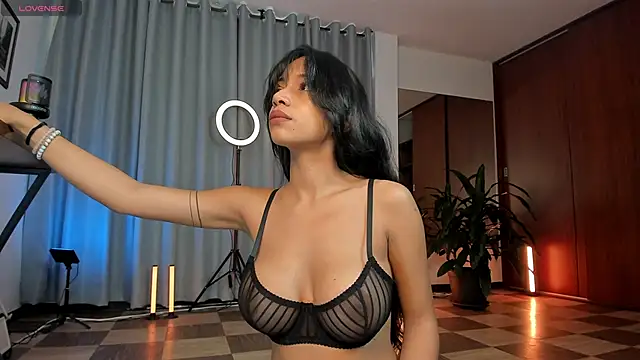 karinnixx online show from 28, 5, 2026
