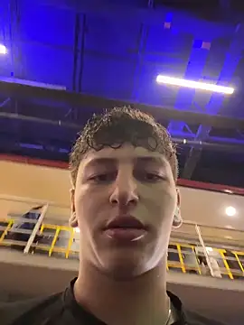 ARON LUXX online show from 14, 4, 2026