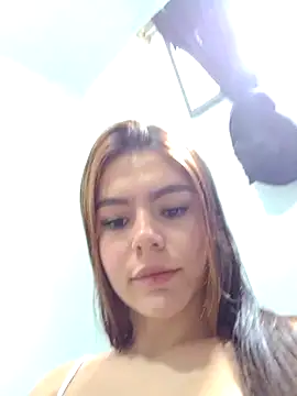 Snapshot of EmiNavarro chatting on 12, 7, 2026 EmiNavarro online show from 12, 7, 2026