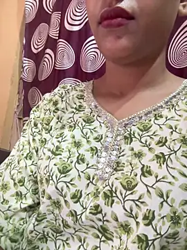komalsharma99 online show from 22, 5, 2026
