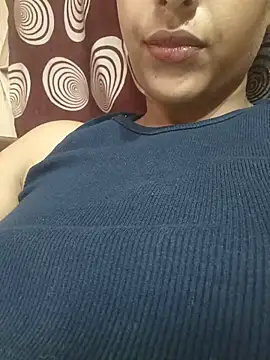 komalsharma99 online show from 4, 6, 2026