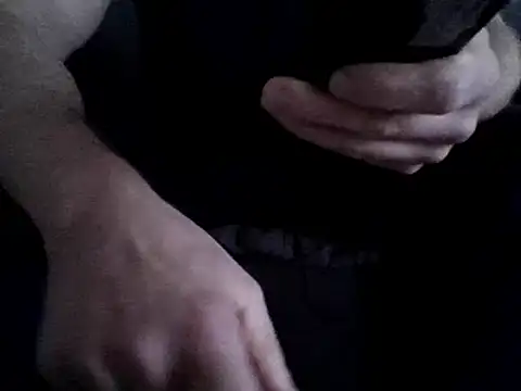 Snapshot of Tommyzzzzzz chatting on 14, 12, 2024 Tommyzzzzzz online show from 14, 12, 2024