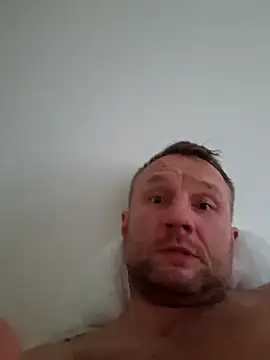 Snapshot of Tommyzzzzzz chatting on 11, 4, 2026 Tommyzzzzzz online show from 11, 4, 2026
