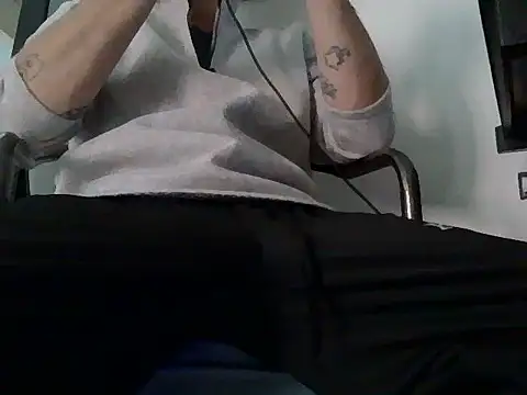 Snapshot of Dernachbar89 chatting on 16, 6, 2026 Dernachbar89 online show from 16, 6, 2026