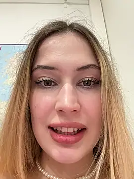 blonde exe online show from 11, 4, 2026