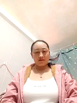 Snapshot of Jolie_sexy chatting on 5, 3, 2026 Jolie sexy online show from 5, 3, 2026