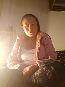 Snapshot of Jolie_sexy chatting on 12, 3, 2026 Jolie sexy online show from 12, 3, 2026