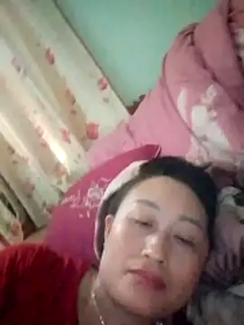 Snapshot of Jolie_sexy chatting on 9, 4, 2026 Jolie sexy online show from 9, 4, 2026