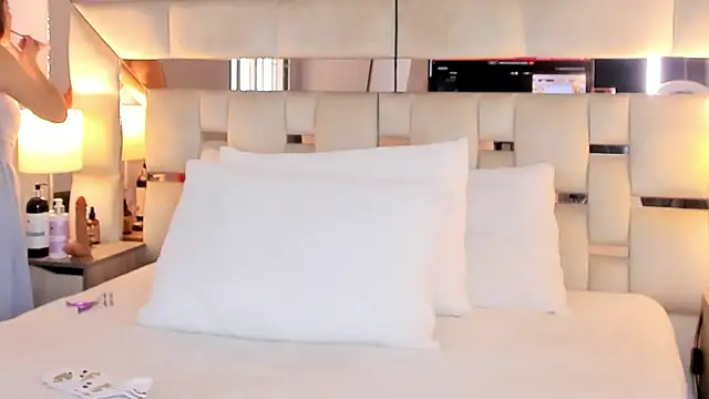 EloiseClairmont online show from 13, 3, 2026