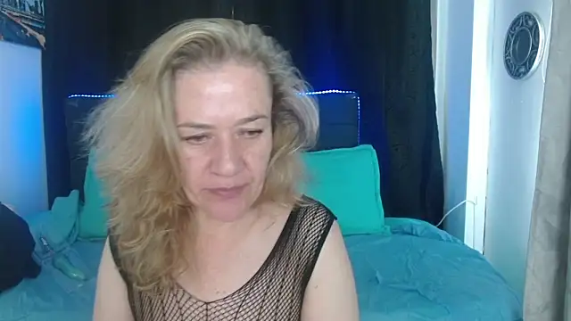 andreea xx online show from 13, 2, 2026