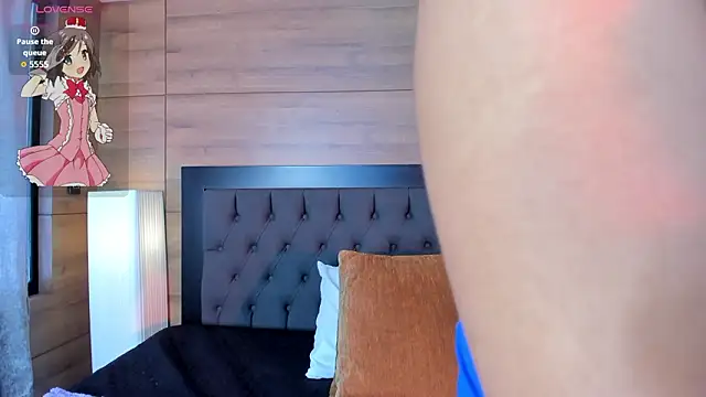 Snapshot of CoralineRoss_ chatting on 25, 2, 2026 CoralineRoss online show from 25, 2, 2026