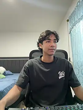 Pedestal diamant online show from 22, 2, 2026