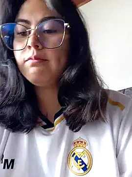 Snapshot of Mari-98 chatting on 9, 2, 2026 Mari-98 online show from 9, 2, 2026