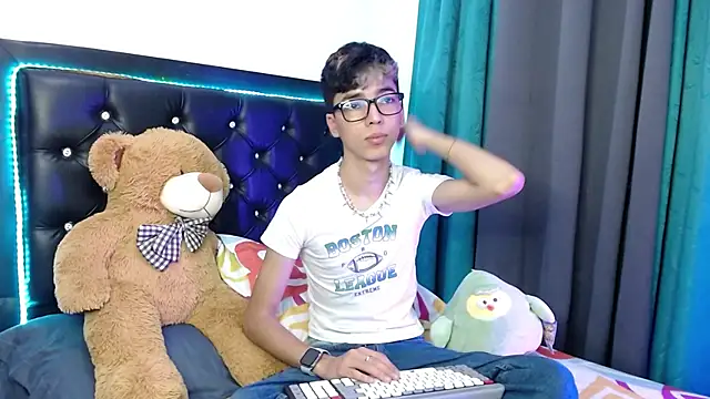 gabriel x18 online show from 12, 2, 2026