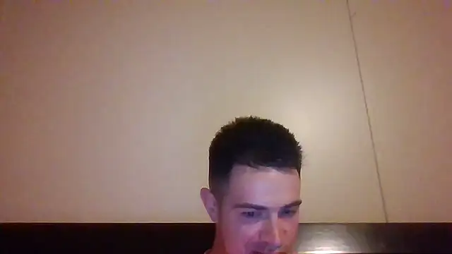 Snapshot of midnightsinz chatting on 2, 4, 2026 midnightsinz online show from 2, 4, 2026