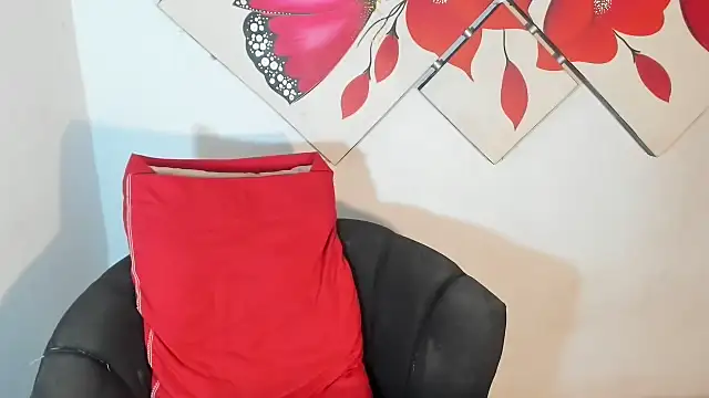 Jesshot bigcock20cm online show from 16, 3, 2026