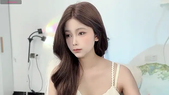 Snapshot of Memeli0 chatting on 7, 4, 2026 Memeli0 online show from 7, 4, 2026