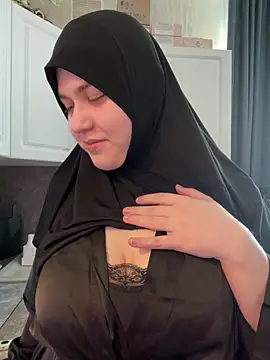 BunnyMelon online show from 12, 4, 2026