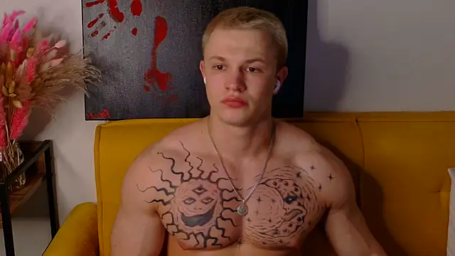 Snapshot of SterlingNoir chatting on 19, 3, 2026 SterlingNoir online show from 19, 3, 2026