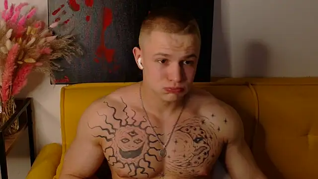 Snapshot of SterlingNoir chatting on 29, 3, 2026 SterlingNoir online show from 29, 3, 2026