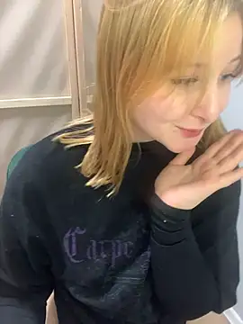 MargoPinky1 online show from 7, 4, 2026