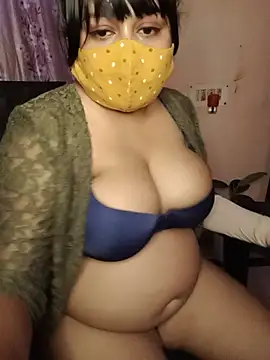 Lovely-Lina7 online show from 23, 5, 2026