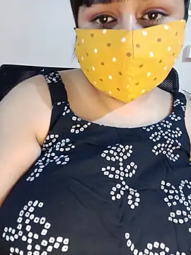 Lovely-Lina7 online show from 27, 5, 2026