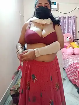 Lovely-Lina7 online show from 4, 6, 2026