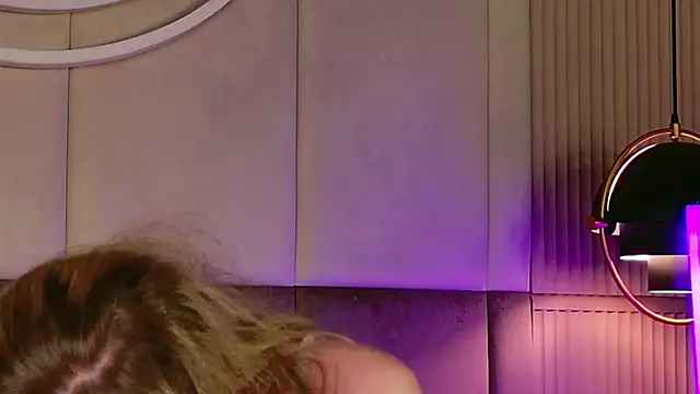 Snapshot of Beckie_White chatting on 20, 2, 2026 Beckie White online show from 20, 2, 2026