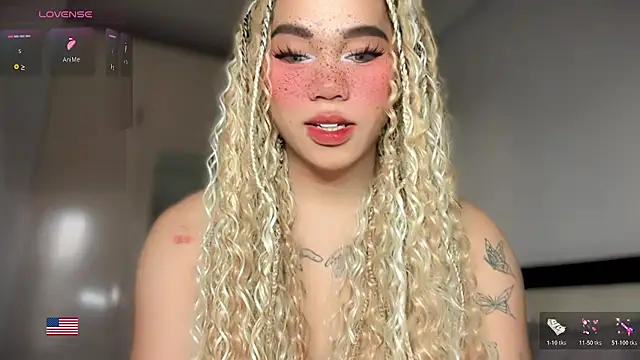 Snapshot of Kelly_Mckinney chatting on 25, 4, 2026 Kelly Mckinney online show from 25, 4, 2026