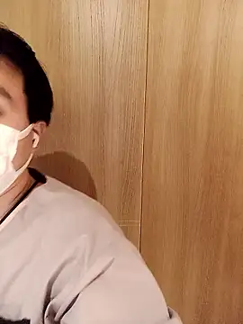 Snapshot of shizuku-kun211 chatting on 15, 2, 2026 shizuku-kun211 online show from 15, 2, 2026