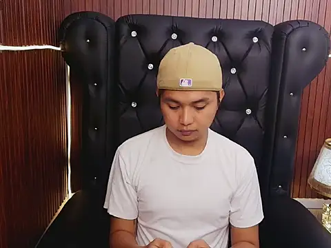 Snapshot of Maliyah_Vaughan chatting on 26, 4, 2026 Maliyah Vaughan online show from 26, 4, 2026